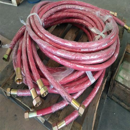 亚泰专业生产红色耐温耐高压蒸汽胶管232 ℃ 450℉ 250psi